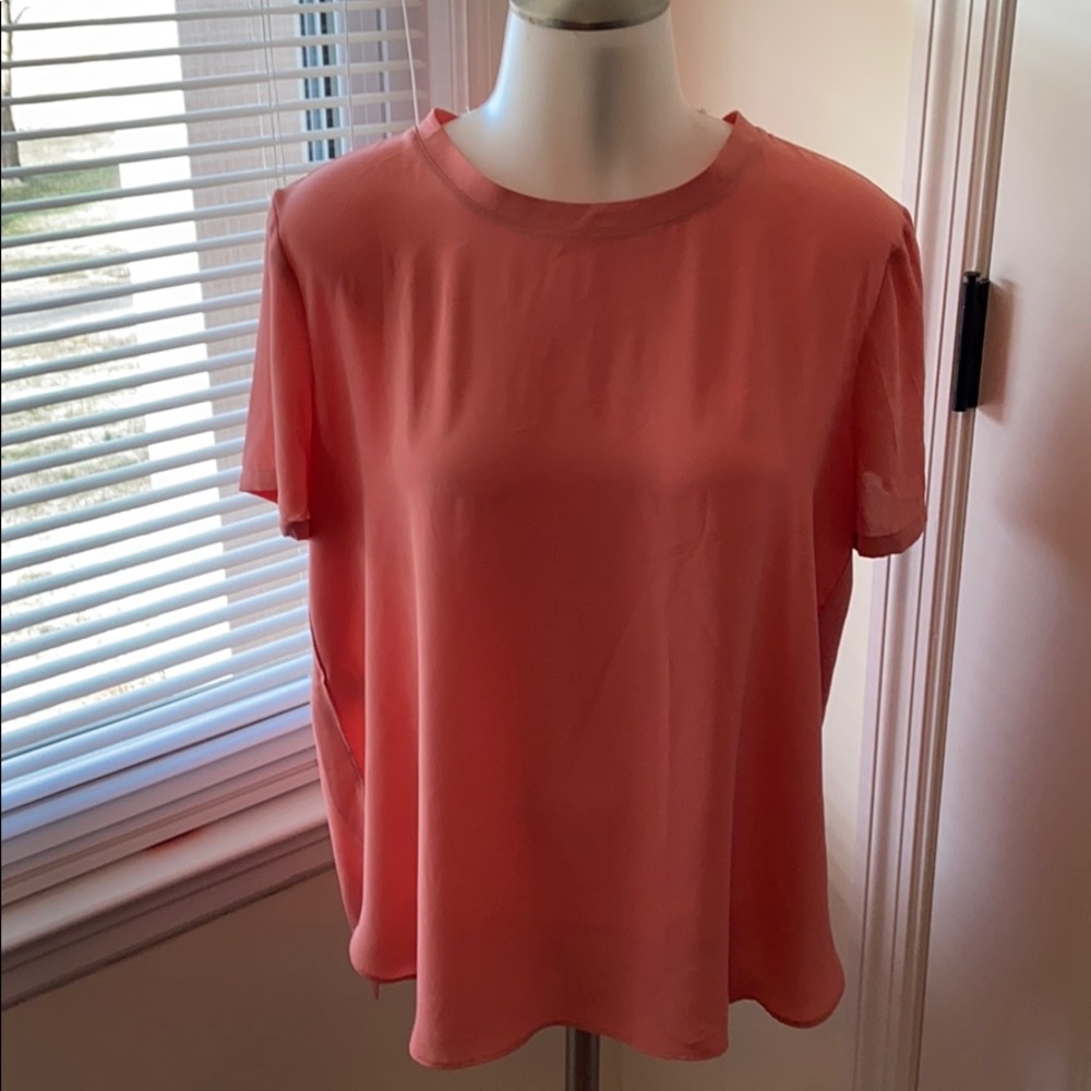 Woman’s blouse